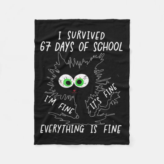 I Survived 67 Days Of School Funny Six Seven Fleecedecke (Vorderseite)