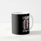 I Survived 67 Days Of School Funny Student Footbal Kaffeetasse (VorderseiteRechts)