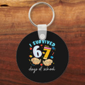 I Survived 67 Days Of School Funny Student Style Schlüsselanhänger (Vorderseite)