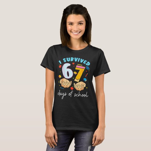 I Survived 67 Days Of School Funny Student Style T-Shirt (Vorne ganz)
