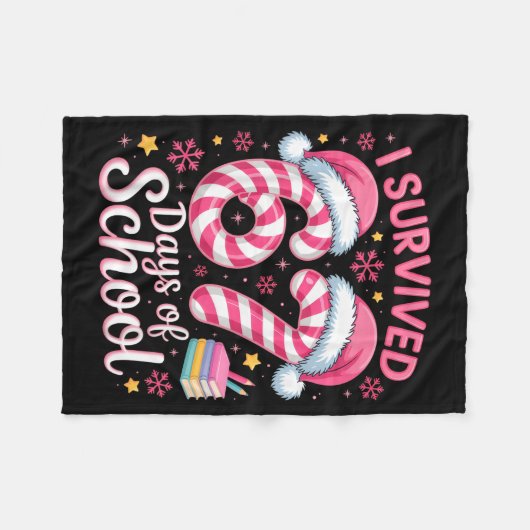 I Survived 67 Days Of School Funny Student Winter  Fleecedecke (Vorderseite (Horizontal))
