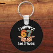 I Survived 67 Days Of School Funny Teacher And Stu Schlüsselanhänger (Vorderseite)