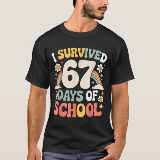 I Survived 67 Days Of School Funny Teacher And Stu T-Shirt (Vorderseite)