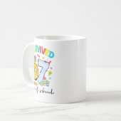 I Survived 67 Days Of School Funny Teacher Student Kaffeetasse (Vorderseite Links)