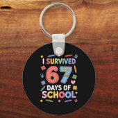 I Survived 67 Days Of School - Funny Teachers Stud Schlüsselanhänger (Vorderseite)