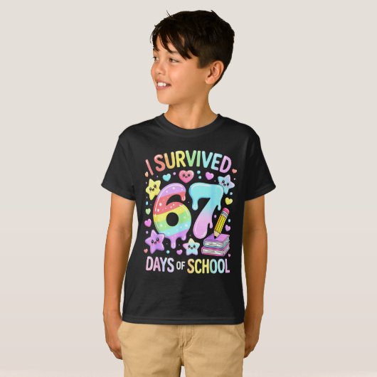 I Survived 67 Days Of School - Funny Teachers Stud T-Shirt (Vorne ganz)