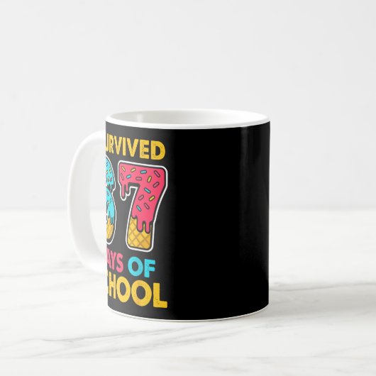 I Survived 67 Days Of School Ice Cream Drip Six Se Kaffeetasse (Vorderseite Links)