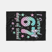 I Survived 67 Days Of School Mermaid Coquette Bow Fleecedecke (Vorderseite (Horizontal))