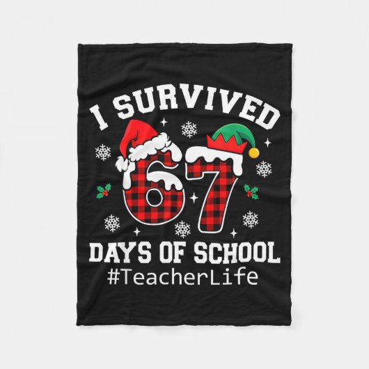 I Survived 67 Days Of School Red Buffalo Plaid Tea Fleecedecke (Vorderseite)