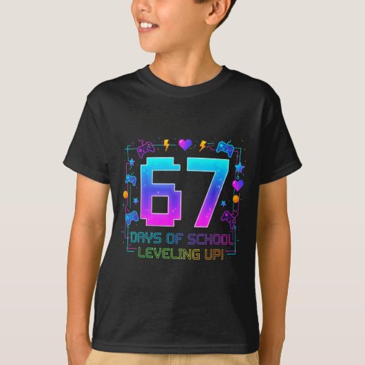 I Survived 67 Days Of School Retro Gamer Level Up T-Shirt (Vorderseite)