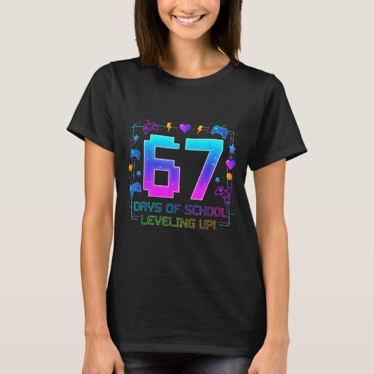 I Survived 67 Days Of School Retro Gamer Level Up T-Shirt (Vorderseite)