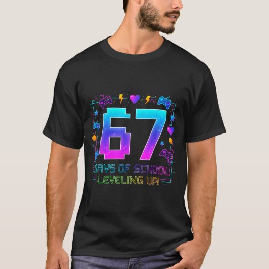 I Survived 67 Days Of School Retro Gamer Level Up T-Shirt (Vorderseite)