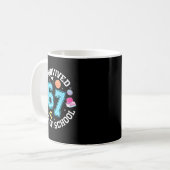 I Survived 67 Days Of School Student Humor Design Kaffeetasse (Vorderseite Links)