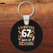 I Survived 67 Days Of School - Teachers Students M Schlüsselanhänger (Vorderseite)
