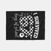 I Survived 67 Days Of School Teachers Students Six Fleecedecke (Vorderseite (Horizontal))