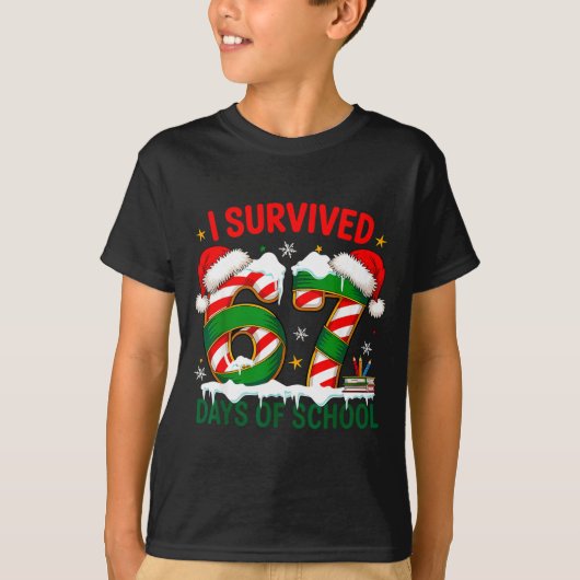 I Survived 67 Days School Christmas Meme 100th Day T-Shirt (Vorderseite)