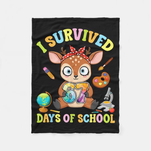I Survived Six Seven Days Of School Cute Deer Stud Fleecedecke (Vorderseite)