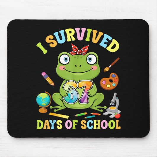 I Survived Six Seven Days Of School Cute Frog Stud Mousepad (Vorne)