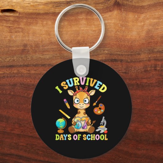 I Survived Six Seven Days Of School Cute Giraffe S Schlüsselanhänger (Vorderseite)