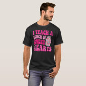 I Teach A Bunch Of Sweet Hearts Funny Valentines D T-Shirt (Vorne ganz)