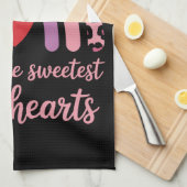 I Teach The Sweetest Hearts Rainbow Teacher Geschirrtuch (Viertel Falte)