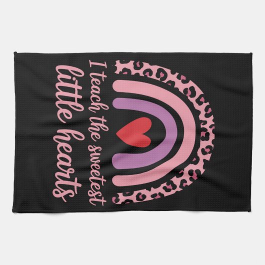 I Teach The Sweetest Hearts Rainbow Teacher Geschirrtuch (Horizontal)