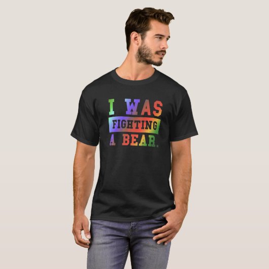 I Was Fighting A Bear - Funny Injury Recovery Prem T-Shirt (Vorne ganz)