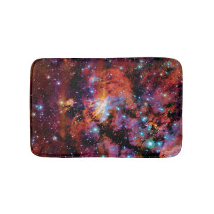 IC 4628 Prawn-Nebel - Farbintensives Weltraumfoto Badematte