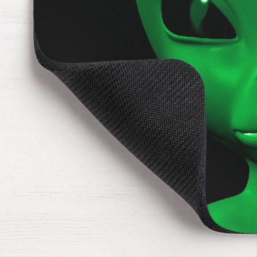 ICAliens niedliches alien 14 Mousepad (Ecke)