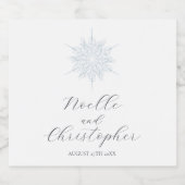 Ice Blue Snowflake Elegante Winterhochzeit Schaumweinetikett (Einzelnes Label)