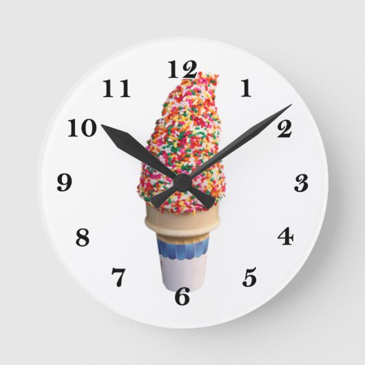 Ice Cream Cone Wall Clock Runde Wanduhr (Vorderseite)