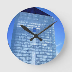 Ice Palace in Carnaval de Quebec, Kanada Runde Wanduhr