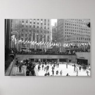 Ice Skaten NYC Rockefeller Center, Black & White Poster