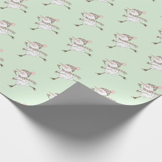 Ice Skaten Snowmen Green Geschenkpapier (Ecke)