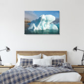 Iceberd in Palander Bay, Norwegen Leinwanddruck (Insitu (Schlafzimmer))