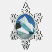 Iceberg am Mendenhall See in Alaska Schneeflocken Zinn-Ornament (Rechts)