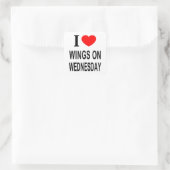 ICH ❤️ AM MITTWOCH I LIEBE WINGS AM MITTWOCH QUADRATISCHER AUFKLEBER (Tasche)