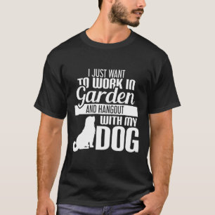 Ich arbeite einfach in meinem Garten und hänge mit T-Shirt