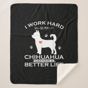 Ich arbeite hart, damit mein Chihuahua-Hund besser Sherpadecke