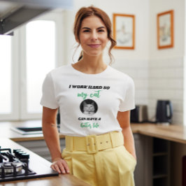 Ich arbeite hart - Foto personalisierbar T-Shirt