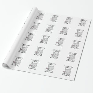 Ich arbeite hart geschenkpapier