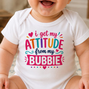 Ich bekomme meine Einstellung von meinem Bubbie-Bo Baby Strampler