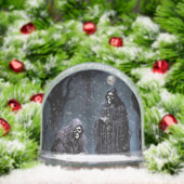 Ich bekomme Schüttelfrost im blauen Mondschein Schneekugeln (Weihnachten)