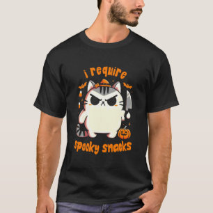 Ich benötige gruselige Snacks mürrische Katze Hall T-Shirt
