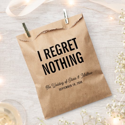 Ich bereue nichts. Hochzeitsfeier / Hotel willkomm Geschenktütchen (Ausgeschnitten)