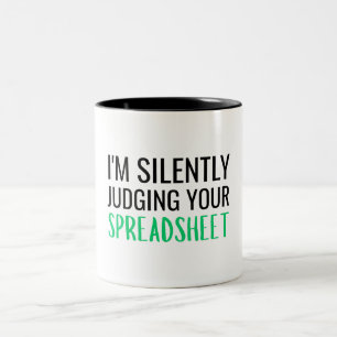 Ich beurteile Deine Tabelle stillschweigend Zweifarbige Tasse