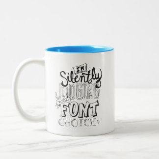 Ich beurteile still Ihren Schriftart auserlesen Zweifarbige Tasse