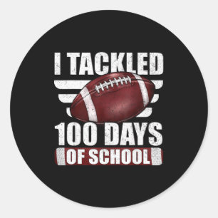 Ich bewältigte 100 Tage Schul-Fußball 100. Tag Tee Runder Aufkleber