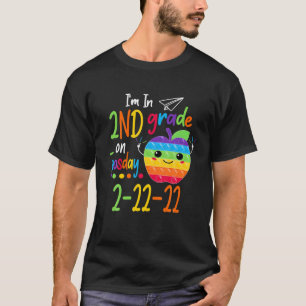 Ich bin 2nd Grad am zweitägigen 02-22-2022 Pop Es  T-Shirt