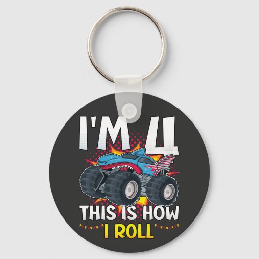 Ich bin 4 So rolle ich Monster Truck Button Schlüsselanhänger (Vorderseite)